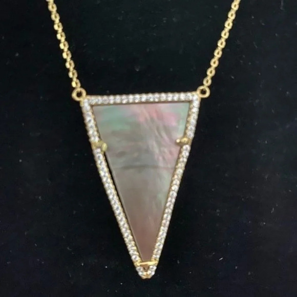 Mother of Pearl & Cubic Zirconia Necklace NWOT - Picture 2 of 4